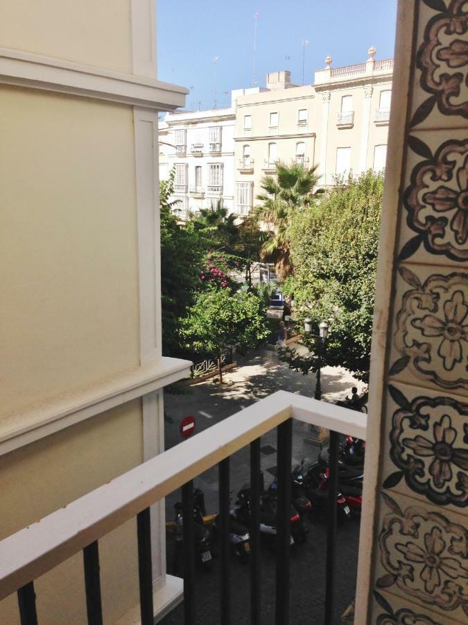 Residencia Universitaria Cadiz Centro Zewnętrze zdjęcie