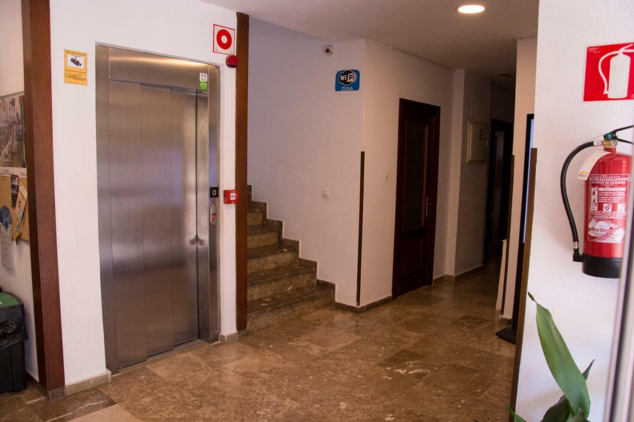 Residencia Universitaria Cadiz Centro Zewnętrze zdjęcie